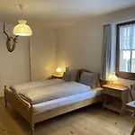 Garni Postigliun Andiast Hotel 3*