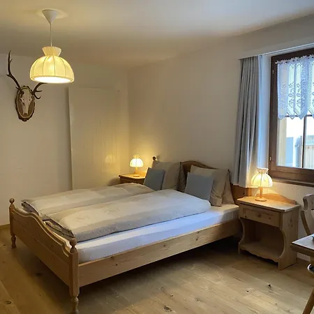 Garni Postigliun Andiast Hotell 3*