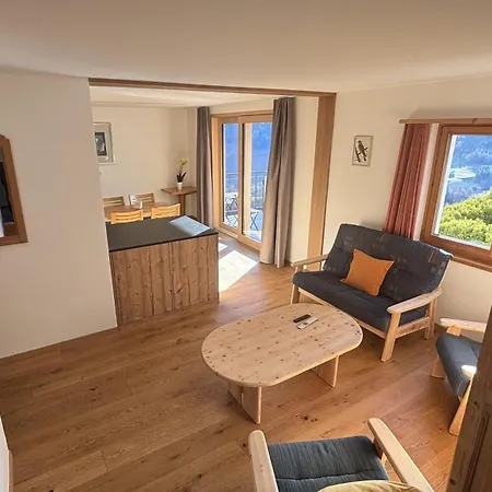 Postigliun Andiast 3* Andest