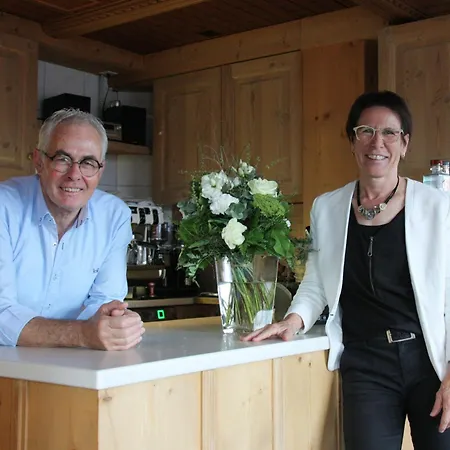 Garni Postigliun Andiast 酒店